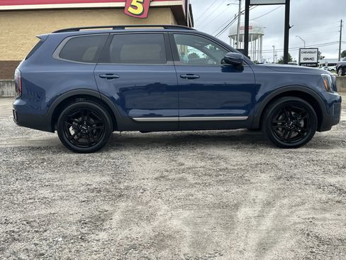 Used 2023 Kia Telluride EX X-Line AWD/4WD image 4