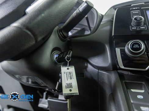 Used 2019 Honda CR-V LX image 23