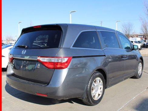 Used 2011 Honda Odyssey LX image 7