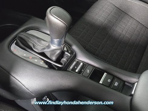 Certified 2023 Honda HR-V LX image 29