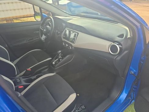 Used 2021 Nissan Versa SV FWD image 29