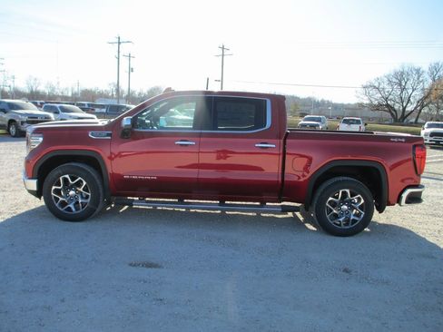 New 2026 GMC Sierra 1500 SLT w/ SLT Premium Package image 8