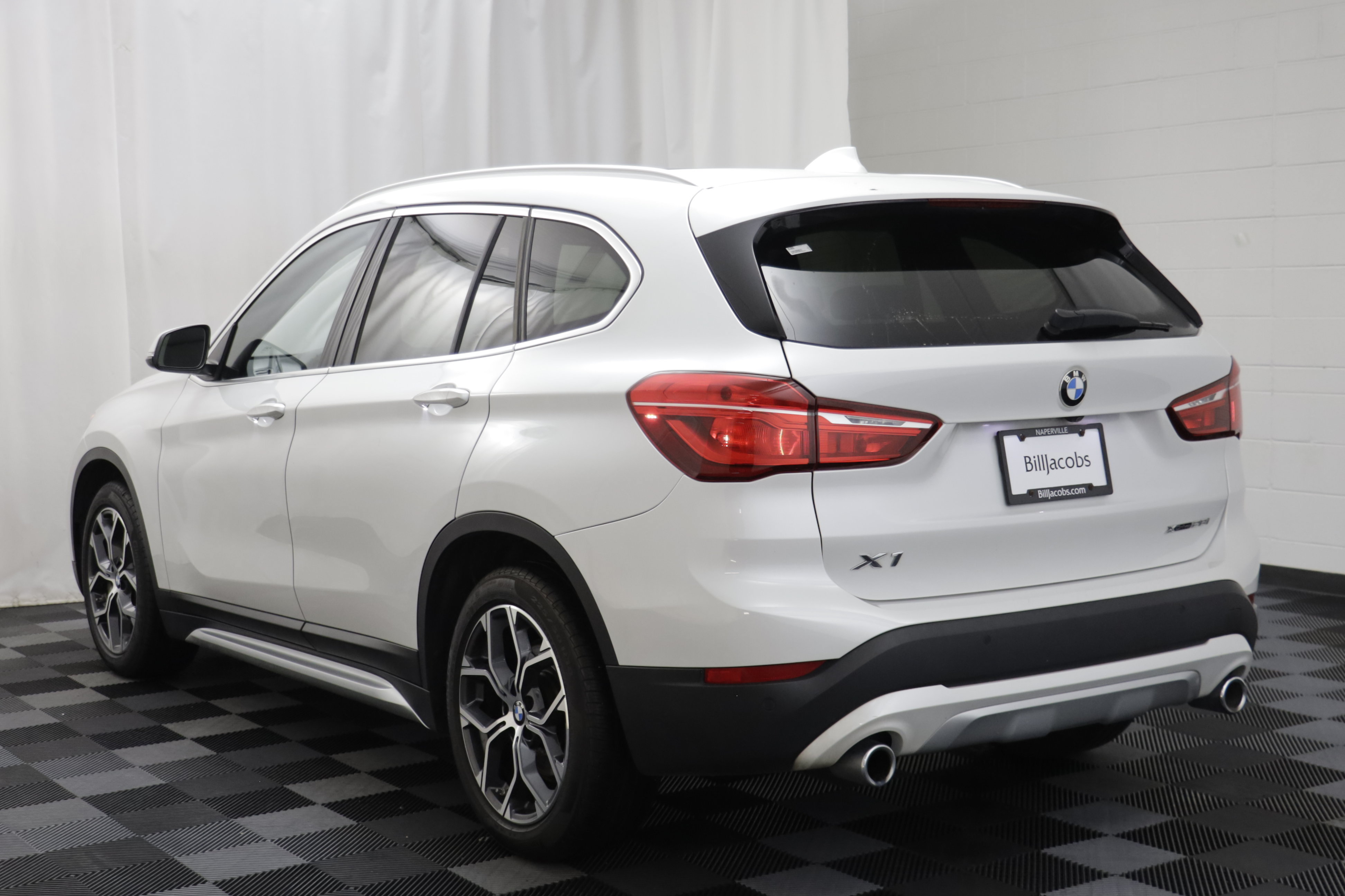 Used 2022 BMW X1 xDrive28i w/ Convenience Package AWD/4WD image 16