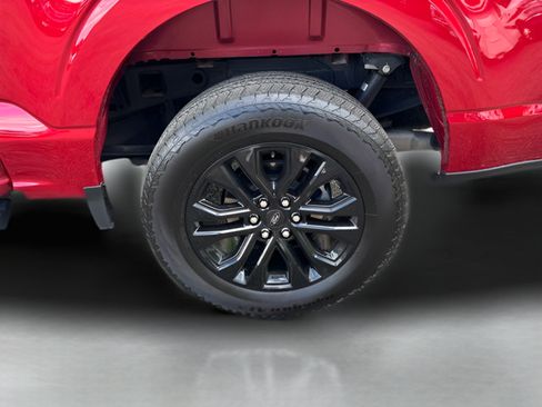 Used 2025 Ford F150 Lariat AWD/4WD image 29