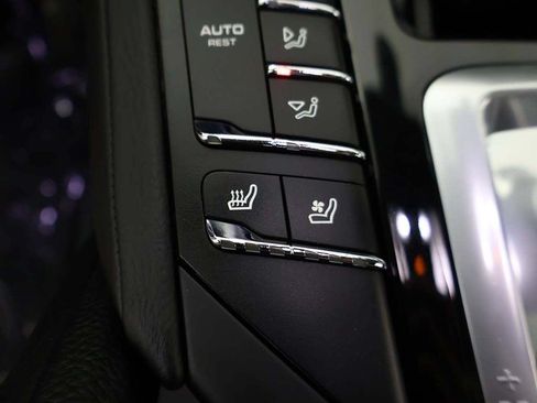 Used 2017 Porsche Cayenne AWD/4WD image 52