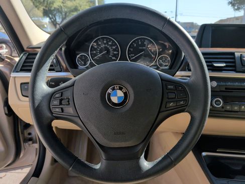 Used 2014 BMW 320i Sedan image 18