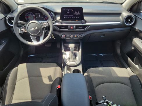 Used 2023 Kia Forte LXS w/ LXS Technology Package FWD image 15