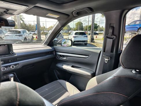 Certified 2024 Honda CR-V Sport image 11