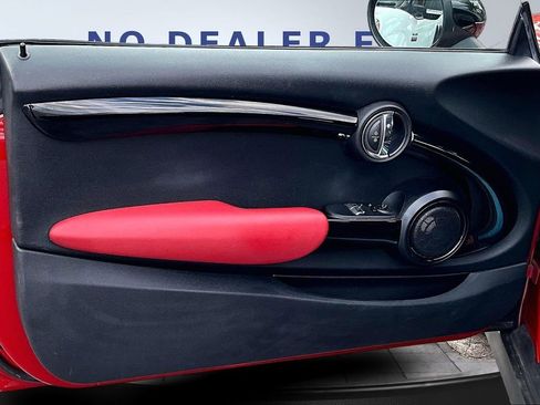 Used 2016 MINI Cooper S image 19