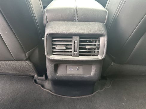 Used 2025 Nissan Murano SL AWD/4WD image 10