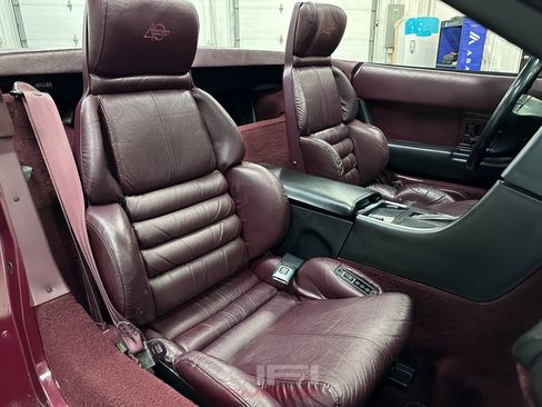 Used 1993 Chevrolet Corvette Convertible 2D image 42