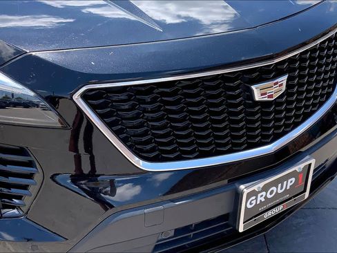 Used 2020 Cadillac XT4 Sport w/ Cold Weather Package FWD image 30