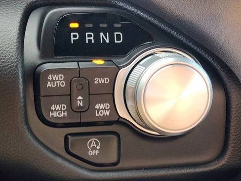 Used 2024 RAM 1500 Laramie AWD/4WD image 10