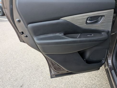 Used 2015 Nissan Murano SL w/ SL Technology Package image 25