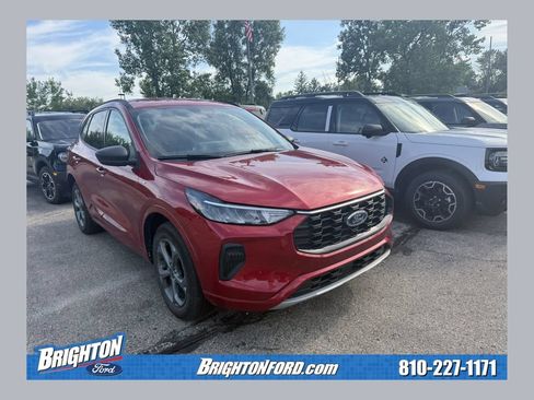 Used 2024 Ford Escape ST-Line w/ Tech Pack #1 AWD/4WD image 1