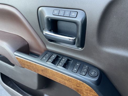 Used 2014 Chevrolet Silverado 1500 High Country w/ High Country Premium Package image 34