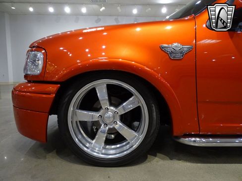 Used 2003 Ford F150 Harley-Davidson image 12