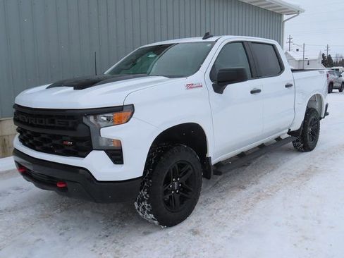 Used 2022 Chevrolet Silverado 1500 Custom Trail Boss image 6