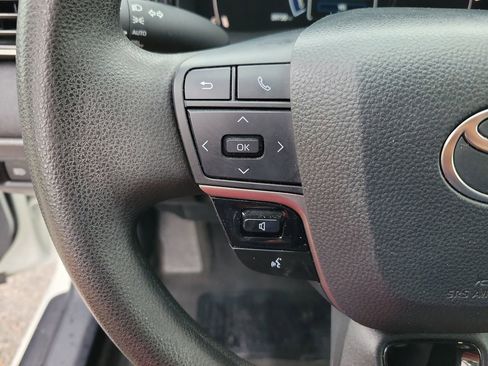Used 2025 Toyota Camry LE FWD image 20