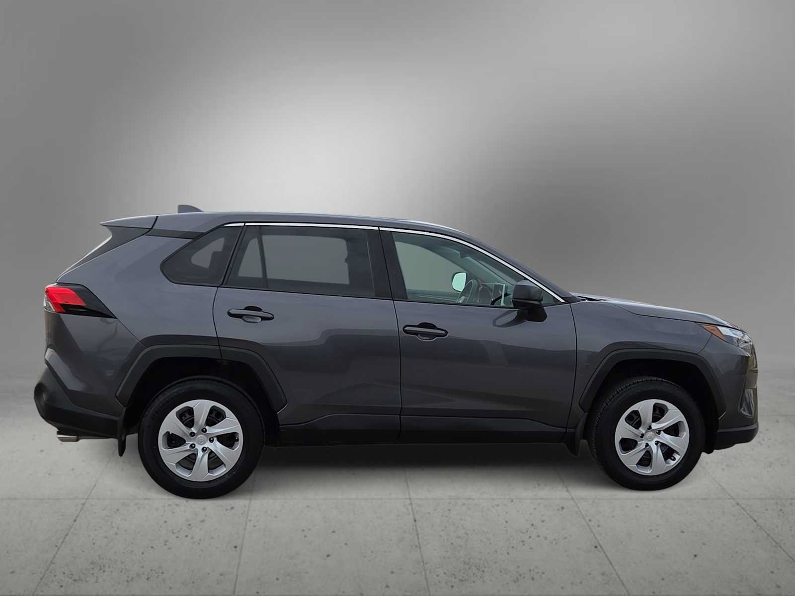 Used 2024 Toyota RAV4 LE FWD image 9