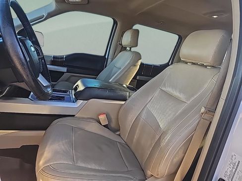 Used 2016 Ford F150 Lariat image 25