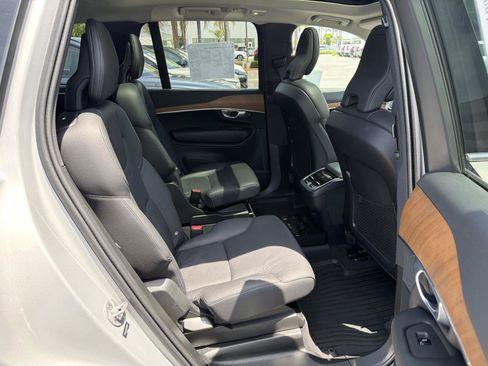 Certified 2024 Volvo XC90 B6 Plus AWD/4WD image 25