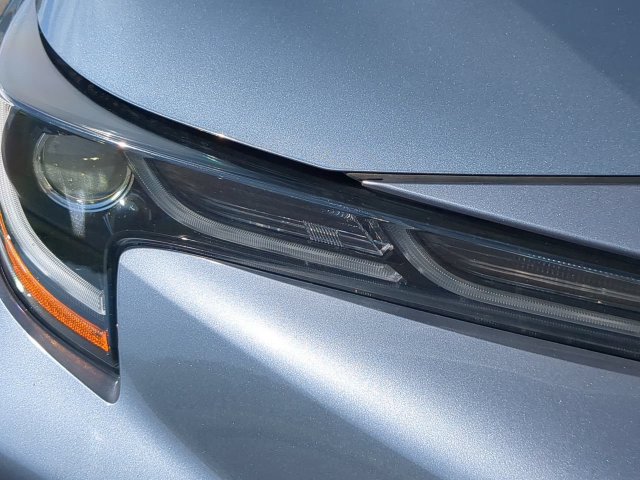 Used 2021 Toyota Corolla SE FWD image 9