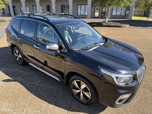 Used 2019 Subaru Forester Touring w/ Popular Package #3 image 3