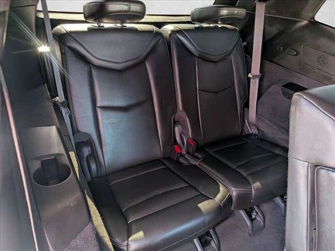 Used 2021 Cadillac XT6 Premium Luxury FWD image 20