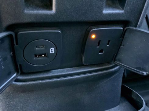 Used 2021 Ford Bronco Badlands image 33