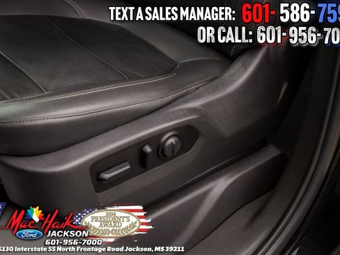 Used 2021 Chevrolet Silverado 1500 LT Trail Boss w/ Convenience Package II image 10