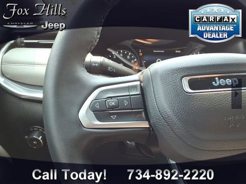 Certified 2024 Jeep Compass Limited AWD/4WD image 17