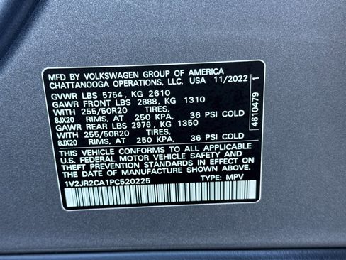 Used 2023 Volkswagen Atlas SE image 36