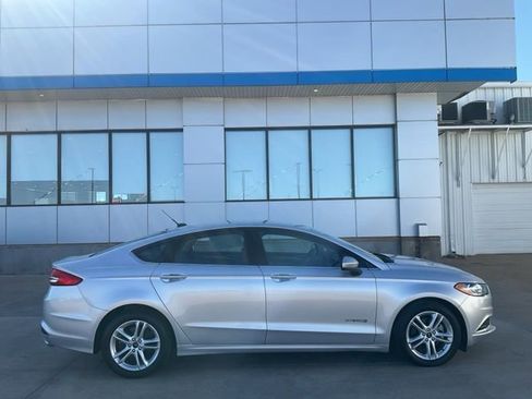Used 2018 Ford Fusion S image 33