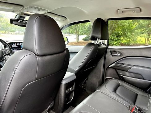 Used 2018 Chevrolet Colorado Z71 image 16