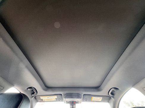 Used 2023 Chevrolet Equinox RS w/ RS Leather Package FWD image 24