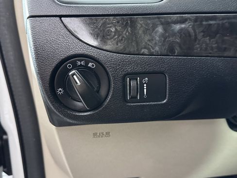 Used 2016 Dodge Grand Caravan SE w/ Quick Order Package 29E SE image 24