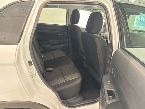 Used 2024 Mitsubishi Outlander Sport LE image 17