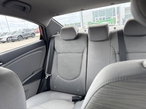 Used 2016 Hyundai Accent SE FWD image 5