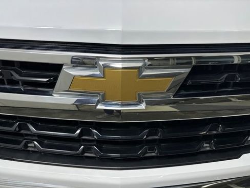 Used 2023 Chevrolet Silverado 1500 LT image 9
