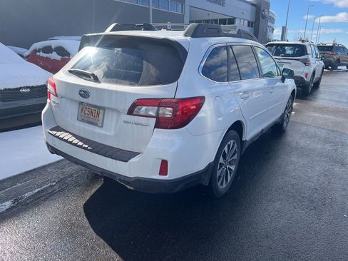 Used 2016 Subaru Outback 2.5i Limited image 5