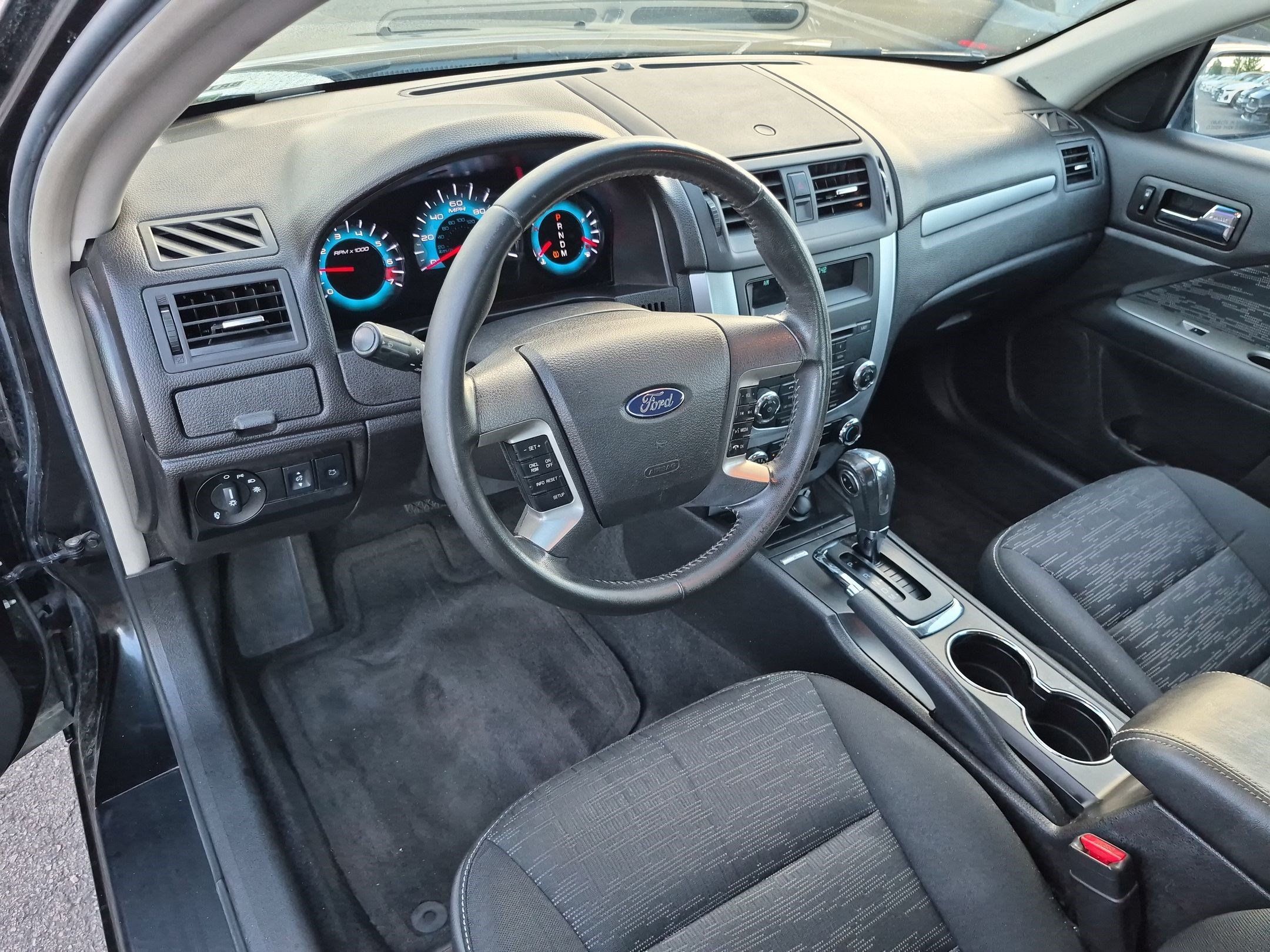 Used 2011 Ford Fusion SE w/ Appearance Pkg FWD image 16