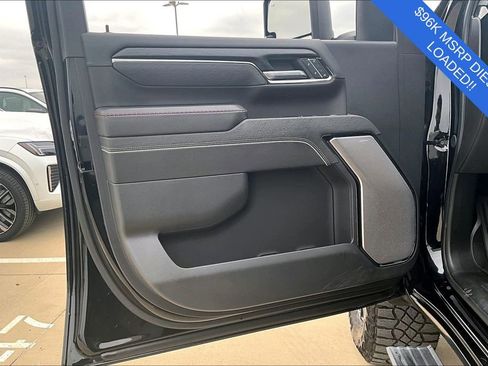 Used 2024 GMC Sierra 2500 AT4X image 23