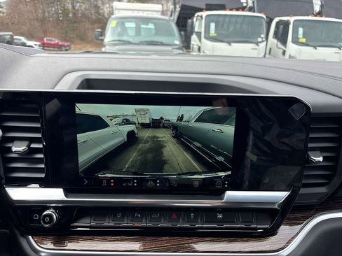 New 2026 GMC Sierra 2500 SLE w/ SLE Value Package; image 10