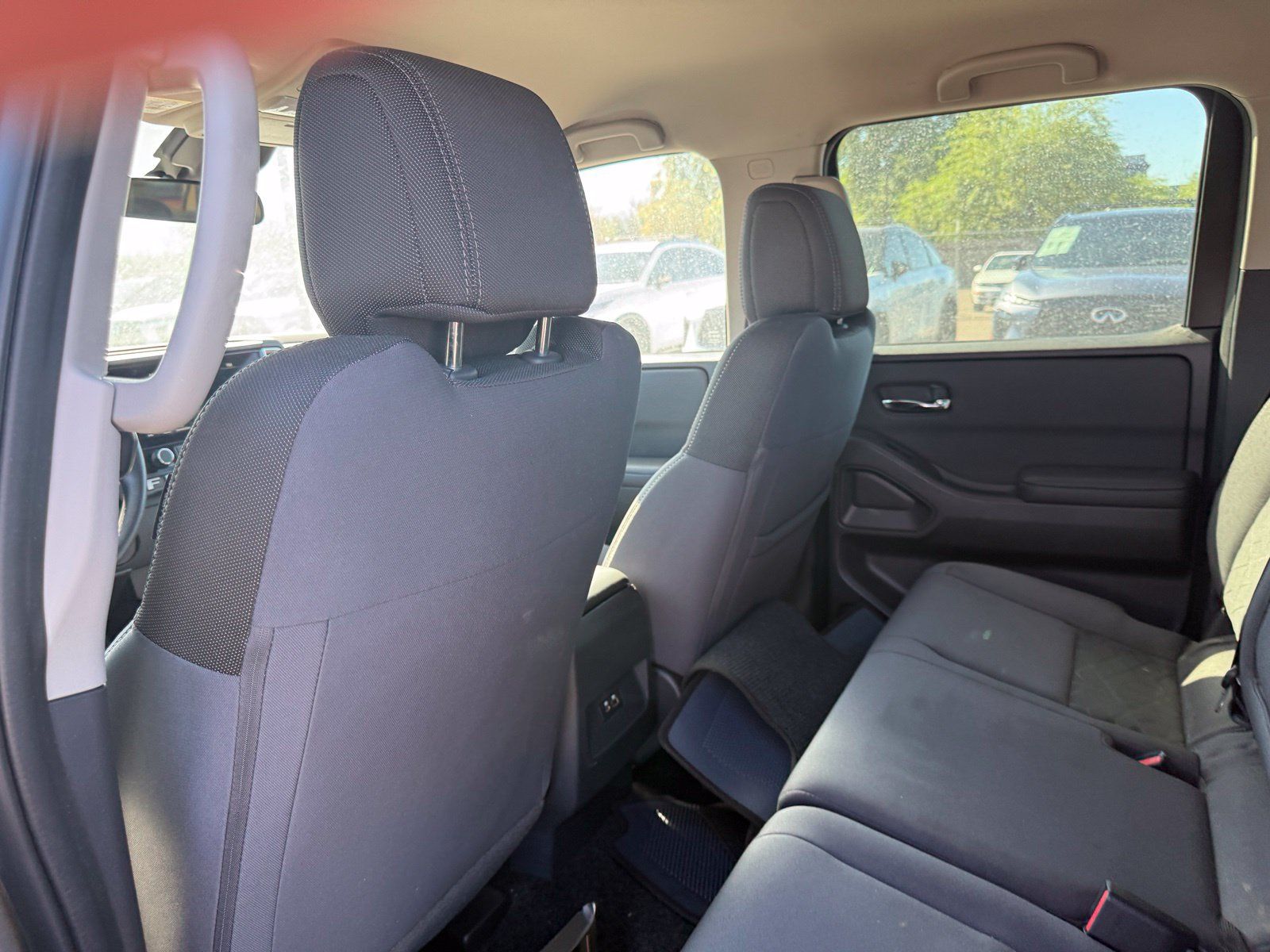 Certified 2025 Nissan Frontier SV RWD image 11