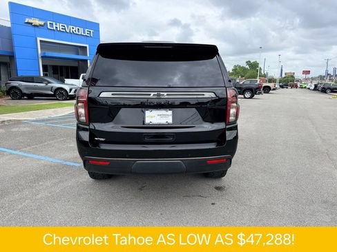 Used 2021 Chevrolet Tahoe Z71 w/ Luxury Package AWD/4WD image 5