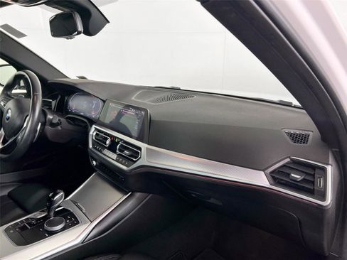 Certified 2022 BMW 330i xDrive 330i xDrive w/ Premium Package image 27