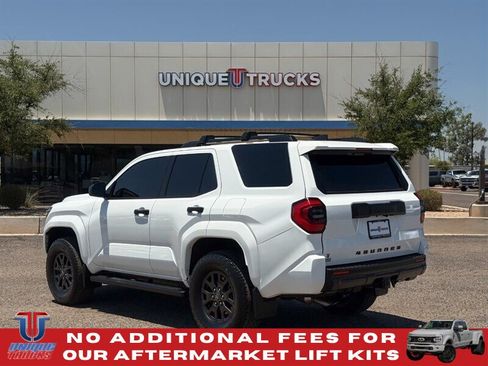 Used 2025 Toyota 4Runner SR5 AWD/4WD image 12
