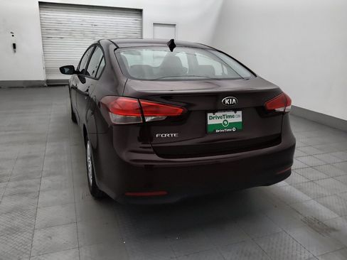 Used 2018 Kia Forte LX w/ LX Rear Camera Package image 5