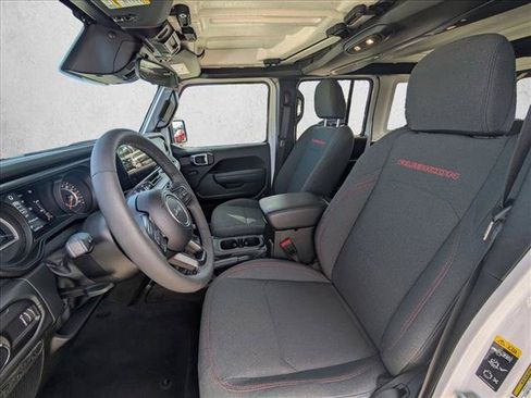 Used 2026 Jeep Wrangler Unlimited Rubicon AWD/4WD image 9